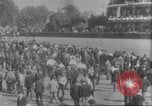 Standbild Menge an Zuschauern Saint Louis Missouri USA, 1904, aus Sekunde 34 historischem Filmmaterial Videoclip 65675073428