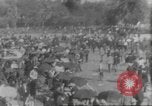Standbild Menge an Zuschauern Saint Louis Missouri USA, 1904, aus Sekunde 43 historischem Filmmaterial Videoclip 65675073428