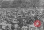 Standbild Menge an Zuschauern Saint Louis Missouri USA, 1904, aus Sekunde 50 historischem Filmmaterial Videoclip 65675073428
