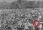 Standbild Menge an Zuschauern Saint Louis Missouri USA, 1904, aus Sekunde 55 historischem Filmmaterial Videoclip 65675073428