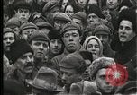 Image Anti-Religious bolcheviks profaner Fédération de reliques la Russie, 1918, de la seconde 30 séquences d'archives historiques vidéo 65675073433