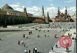 Standbild Grab Lenins Moskau Russland Sowjetunion, 1970, aus Sekunde 15 historischem Filmmaterial Videoclip 65675073439
