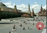 Standbild Grab Lenins Moskau Russland Sowjetunion, 1970, aus Sekunde 18 historischem Filmmaterial Videoclip 65675073439