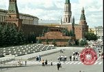 Standbild Grab Lenins Moskau Russland Sowjetunion, 1970, aus Sekunde 27 historischem Filmmaterial Videoclip 65675073439