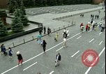 Standbild Grab Lenins Moskau Russland Sowjetunion, 1970, aus Sekunde 39 historischem Filmmaterial Videoclip 65675073439