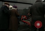 Standbild Grab Lenins Moskau Russland Sowjetunion, 1970, aus Sekunde 28 historischem Filmmaterial Videoclip 65675073444