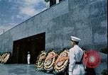 Immagine di Ho Chin Minh mausoleo Hanoi Vietnam, 1976, secondo 13 filmato di repertorio 65675073450
