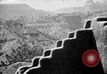Standbild Buffalo dance von San Ildefonso Tewa Pueblo Indianer San Ildefonso Pueblo New Mexico USA, 1929, aus Sekunde 6 historischem Filmmaterial Videoclip 65675073458