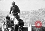 Standbild Buffalo dance von San Ildefonso Tewa Pueblo Indianer San Ildefonso Pueblo New Mexico USA, 1929, aus Sekunde 45 historischem Filmmaterial Videoclip 65675073458