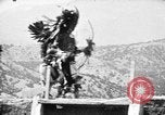Standbild Buffalo dance von San Ildefonso Tewa Pueblo Indianer San Ildefonso Pueblo New Mexico USA, 1929, aus Sekunde 55 historischem Filmmaterial Videoclip 65675073458