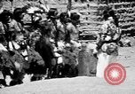 Image La danse des nuages par les Amérindiens de Tewa San Ildefonso Pueblo San Ildefonso Pueblo New Mexico USA, 1929, de la seconde 61 séquences d'archives historiques vidéo 65675073459