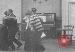 Standbild African American brawl United States USA, 1907, aus Sekunde 9 historischem Filmmaterial Videoclip 65675073465