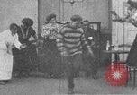 Standbild African American brawl United States USA, 1907, aus Sekunde 52 historischem Filmmaterial Videoclip 65675073465