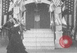Immagine di America terra di libertà raffiguranti diverse americani insieme United States USA, 1907, secondo 17 filmato di repertorio 65675073467