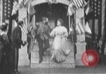 Immagine di America terra di libertà raffiguranti diverse americani insieme United States USA, 1907, secondo 22 filmato di repertorio 65675073467