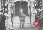 Immagine di America terra di libertà raffiguranti diverse americani insieme United States USA, 1907, secondo 36 filmato di repertorio 65675073467