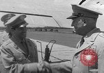 Immagine di Il colonnello Armando V Cerrato Washington DC USA, 1954, secondo 16 filmato di repertorio 65675073514