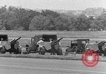 Immagine di Il colonnello Armando V Cerrato Washington DC USA, 1954, secondo 17 filmato di repertorio 65675073514