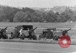 Immagine di Il colonnello Armando V Cerrato Washington DC USA, 1954, secondo 19 filmato di repertorio 65675073514