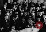 Immagine di Inaugurazione della libreria Germania, 1954, secondo 30 filmato di repertorio 65675073515