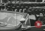 Standbild Queen Elizabeth II Washington DC USA, 1957, aus Sekunde 8 historischem Filmmaterial Videoclip 65675073536