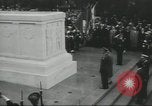 Standbild Queen Elizabeth II Washington DC USA, 1957, aus Sekunde 31 historischem Filmmaterial Videoclip 65675073536