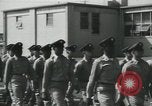 Standbild Graduation Day Parade Fort Dix New Jersey USA, 1955, aus Sekunde 17 historischem Filmmaterial Videoclip 65675073543