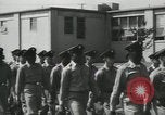 Standbild Graduation Day Parade Fort Dix New Jersey USA, 1955, aus Sekunde 19 historischem Filmmaterial Videoclip 65675073543