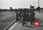 Standbild Graduation Day Parade Fort Dix New Jersey USA, 1955, aus Sekunde 28 historischem Filmmaterial Videoclip 65675073543