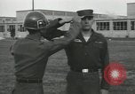 Standbild Firma E 1 Training Regiment Auszubildende Fort Dix New Jersey USA, 1955, aus Sekunde 4 historischem Filmmaterial Videoclip 65675073545