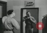 Standbild Firma E 1 Training Regiment Auszubildende Fort Dix New Jersey USA, 1955, aus Sekunde 12 historischem Filmmaterial Videoclip 65675073545