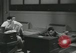 Standbild Firma E 1 Training Regiment Auszubildende Fort Dix New Jersey USA, 1955, aus Sekunde 38 historischem Filmmaterial Videoclip 65675073545