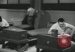 Standbild Firma E 1 Training Regiment Auszubildende Fort Dix New Jersey USA, 1955, aus Sekunde 46 historischem Filmmaterial Videoclip 65675073545