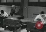 Standbild Firma E 1 Training Regiment Auszubildende Fort Dix New Jersey USA, 1955, aus Sekunde 47 historischem Filmmaterial Videoclip 65675073545