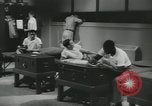 Standbild Firma E 1 Training Regiment Auszubildende Fort Dix New Jersey USA, 1955, aus Sekunde 54 historischem Filmmaterial Videoclip 65675073545