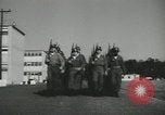 Standbild Firma E 1 Training Regiment Auszubildende Fort Dix New Jersey USA, 1955, aus Sekunde 3 historischem Filmmaterial Videoclip 65675073546