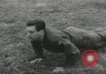 Standbild Firma E 1 Training Regiment Auszubildende Fort Dix New Jersey USA, 1955, aus Sekunde 20 historischem Filmmaterial Videoclip 65675073546