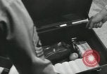 Standbild Firma E 1 Training Regiment Auszubildende Fort Dix New Jersey USA, 1955, aus Sekunde 45 historischem Filmmaterial Videoclip 65675073546