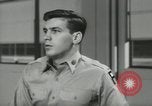 Standbild Firma E 1 Training Regiment Auszubildende Fort Dix New Jersey USA, 1955, aus Sekunde 50 historischem Filmmaterial Videoclip 65675073546