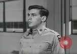 Standbild Firma E 1 Training Regiment Auszubildende Fort Dix New Jersey USA, 1955, aus Sekunde 51 historischem Filmmaterial Videoclip 65675073546