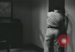 Standbild Firma E 1 Training Regiment Trainee Fort Dix New Jersey USA, 1955, aus Sekunde 27 historischem Filmmaterial Videoclip 65675073547
