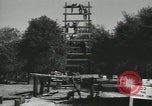 Standbild Firma E 1 Training Regiment Auszubildende Fort Dix New Jersey USA, 1955, aus Sekunde 5 historischem Filmmaterial Videoclip 65675073548