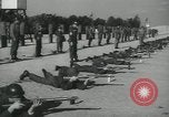 Standbild Firma E 1 Training Regiment Auszubildende Fort Dix New Jersey USA, 1955, aus Sekunde 32 historischem Filmmaterial Videoclip 65675073548
