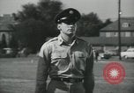 Standbild Graduation Day New Jersey Fort Dix USA, 1955, aus Sekunde 3 historischem Filmmaterial Videoclip 65675073551
