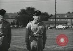 Standbild Graduation Day New Jersey Fort Dix USA, 1955, aus Sekunde 7 historischem Filmmaterial Videoclip 65675073551