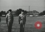 Standbild Graduation Day New Jersey Fort Dix USA, 1955, aus Sekunde 9 historischem Filmmaterial Videoclip 65675073551