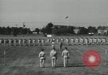 Standbild Graduation Day New Jersey Fort Dix USA, 1955, aus Sekunde 15 historischem Filmmaterial Videoclip 65675073551