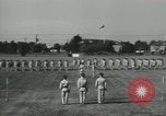 Standbild Graduation Day New Jersey Fort Dix USA, 1955, aus Sekunde 16 historischem Filmmaterial Videoclip 65675073551