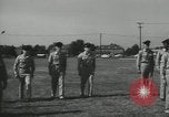 Standbild Graduation Day New Jersey Fort Dix USA, 1955, aus Sekunde 18 historischem Filmmaterial Videoclip 65675073551