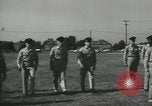 Standbild Graduation Day New Jersey Fort Dix USA, 1955, aus Sekunde 19 historischem Filmmaterial Videoclip 65675073551